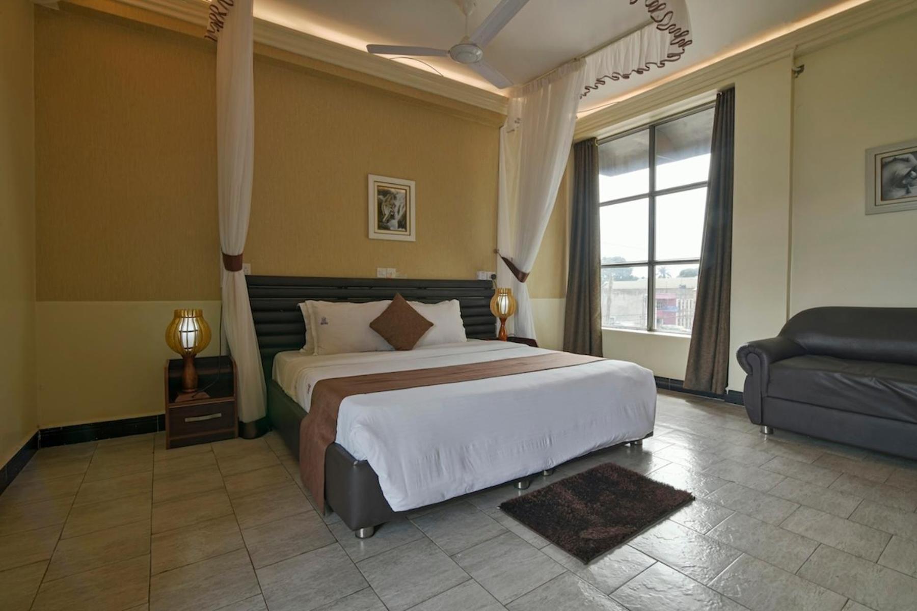 Hoima Buffalo Hotel Exterior foto
